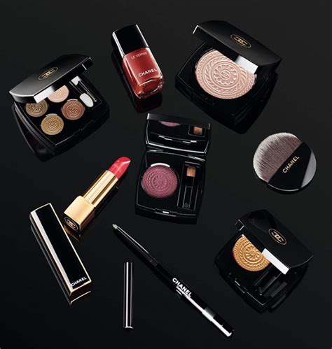 chanel holiday 2019 makeup collection uk|chanel holiday 2024 makeup collection.